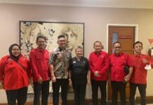 Berikan Surat Tugas, PDIP Usung Andika Hazrumy di Pilkada Kabupaten Serang 2024