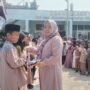 SDN 01 Koleang Peringati 1 Muharram 1446 H Dengan Pemberian Santunan Kepada Anak Yatim Piatu