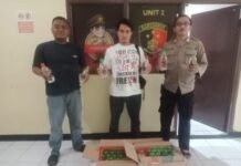 Satuan Unit Reskrim Polsek Parung Panjang Bogor Amankan Belasan Botol Minuman Jenis Arak Bali Diduga llegal