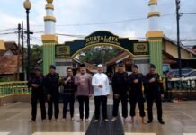 Danyon D Pelopor Satbrimob Polda Jabar Silaturahmi ke Ponpes Suryalaya dan Ponpes Cipasung Tasikmalaya