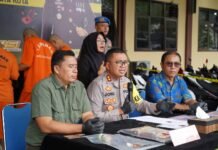 Kapolres Tasikmalaya Kota Pimpin Press Rilis Pengungkapan Spesialis Pencurian Modus Ganjal ATM, 3 Pelaku Diamankan