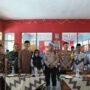Tingkatkan Gizi Anak, Polres Tasikmalaya Kota Berikan Makan Siang Gratis ke SDN Cibangun Kidul Kecamatan Cibeureum