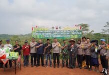 Gelar Program Ketahanan Pangan, Kapolres Tasikmalaya Kota Tanam Palawija di Kecamatan Gunung Tanjung