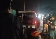 Diduga Akibat Jalan Rusak Telah Terlindas Seorang Laki-laki Hingga Gepeng