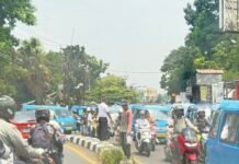 Kepadatan Lalu Lintas Terjadi di Sekitar Terminal Bubulak Saat Jam Pulang Sekolah