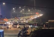 Kemacetan Panjang di Pintu Keluar Tol Parung Kuda, Arah Sukabumi Padat Merayap