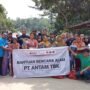 Bantuan CSR ANTAM Disalurkan untuk Korban Banjir dan Longsor di Jasinga