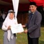 Dukung Peningkatan Indeks Pendidikan, Solusi Bangun Indonesia Salurkan Beasiswa kepada 500 Pelajar Sekitar Pabrik Narogong